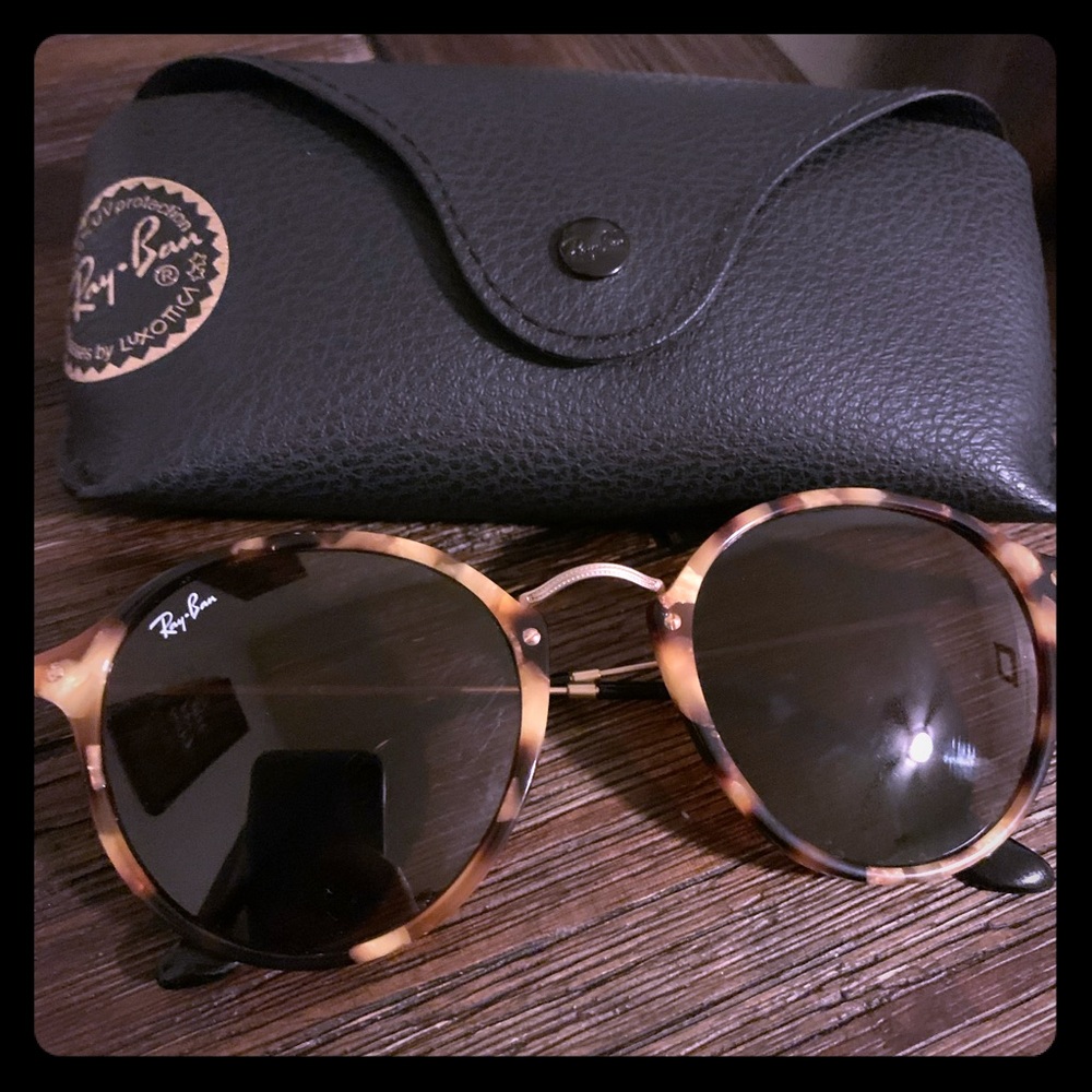 Rayban round tortoise sunglasses large size.